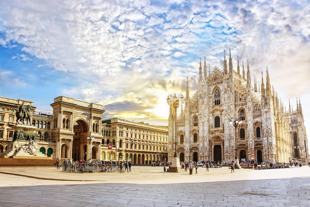 Piazza Duomo - Antico Appartamento Dell'800 Милан Экстерьер фото