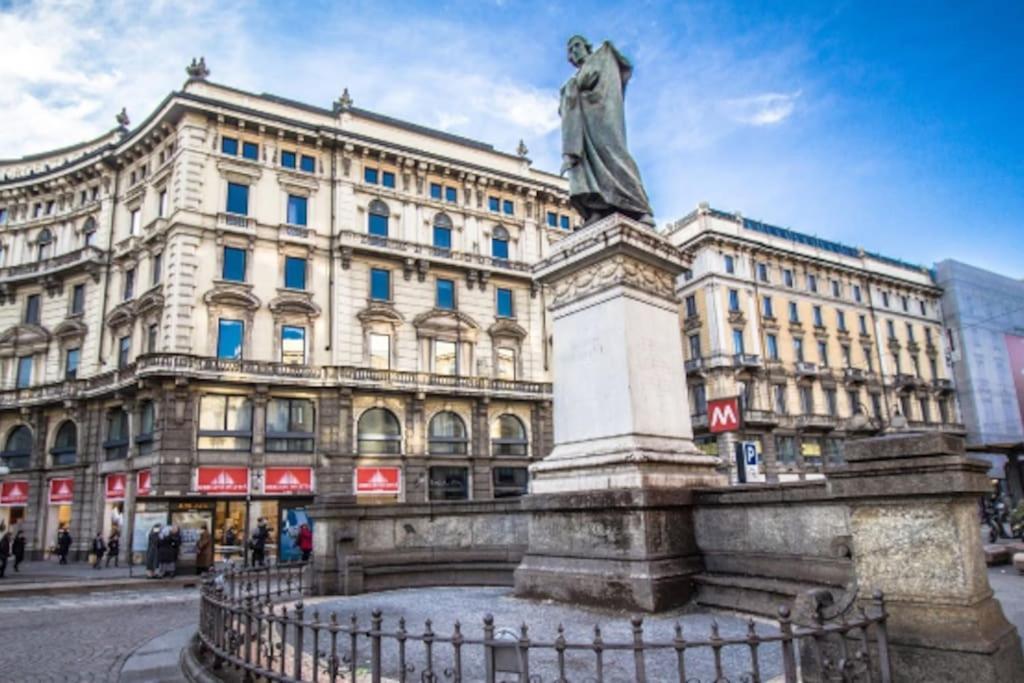 Piazza Duomo - Antico Appartamento Dell'800 Милан Экстерьер фото
